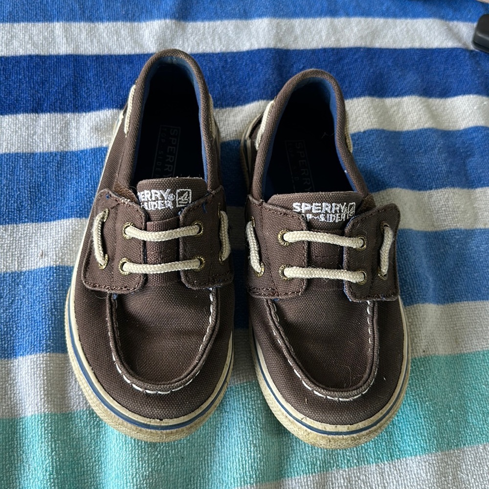Kids Sperrys size 11.5c